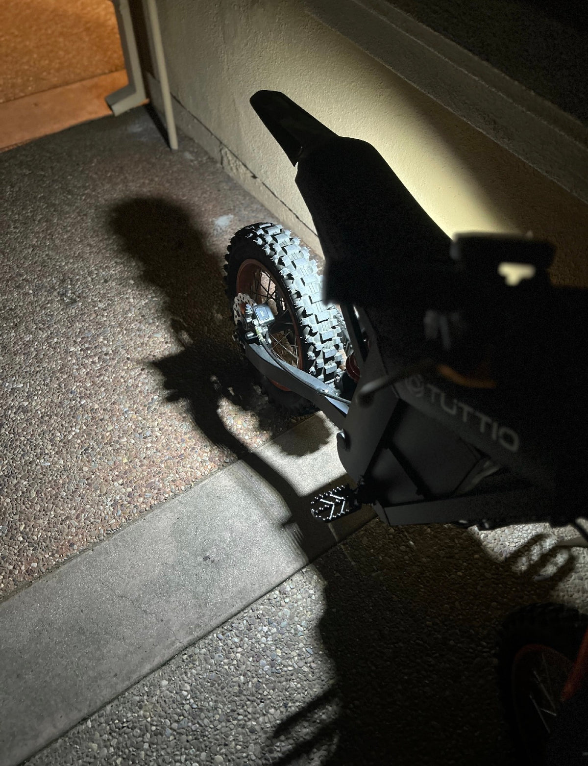 Battery Powered Rocklight V3