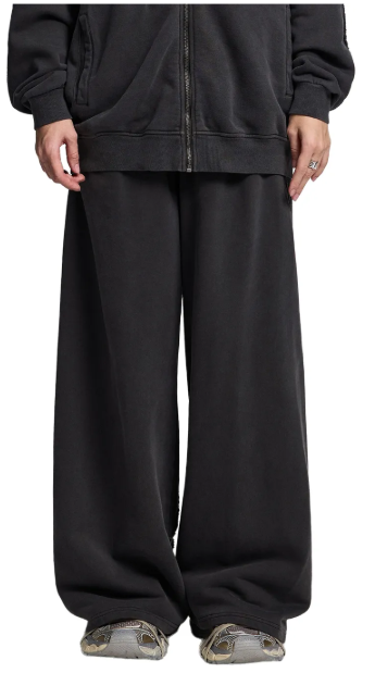CLOVER - Snow Washed Tape Raw Edge Sweatpants